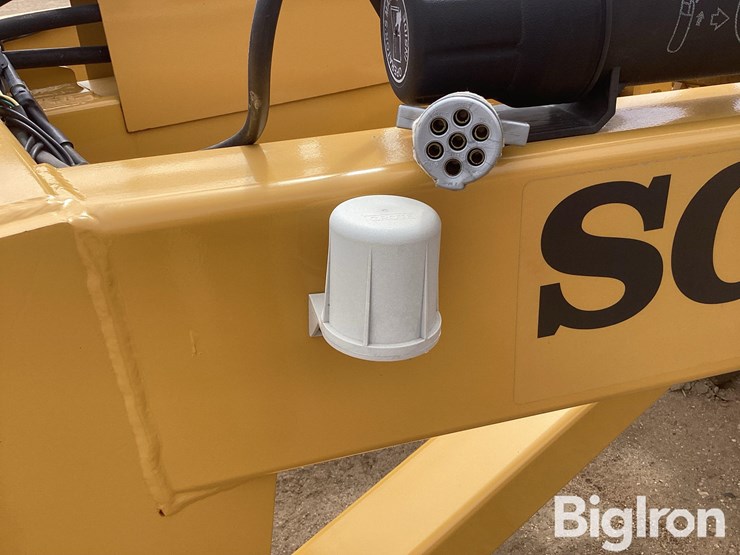 2022-schmeiser-svt24r-24'-varitrak-folding-3-pt-land-leveler-image-16