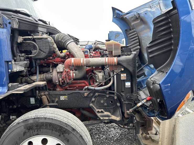 2018-kenworth-t680-image-55