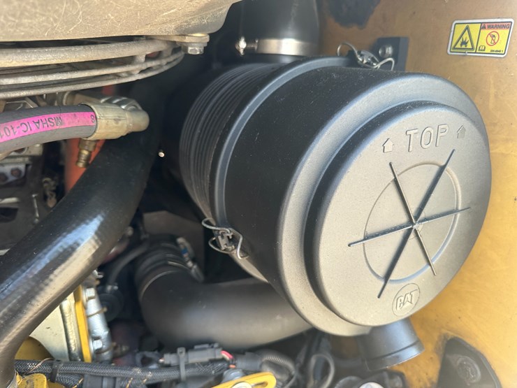 2018-caterpillar-299d2-xhp-image-44