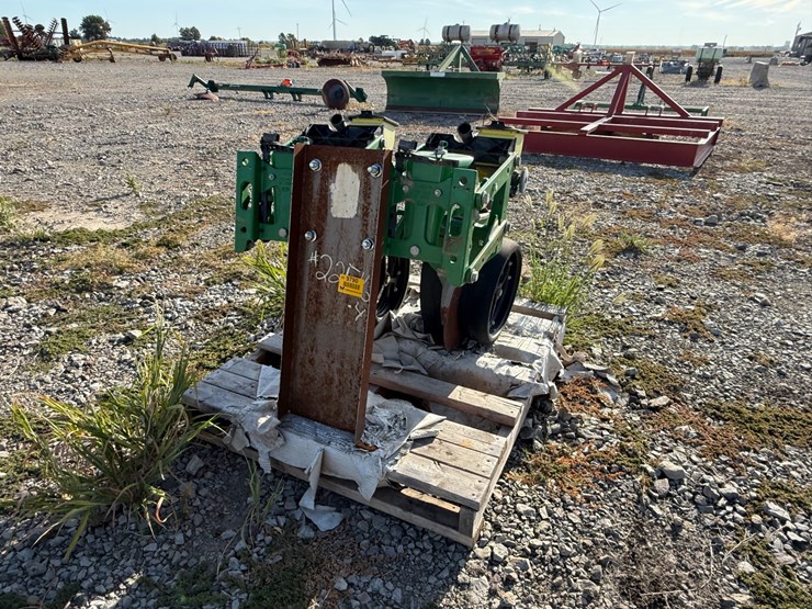 #9790-•-john-deere-twin-row-planter-unit-inv#:-9790-image-2