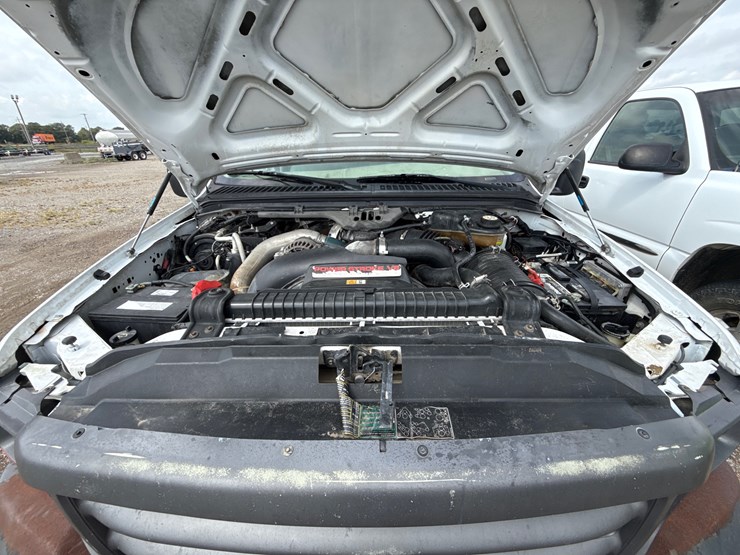 2005-ford-f350-image-60