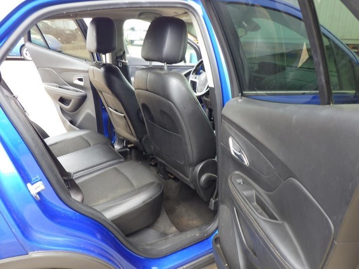 2016-buick-encore-image-8