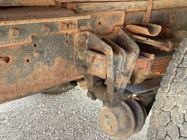 2000-international-4900-image-11