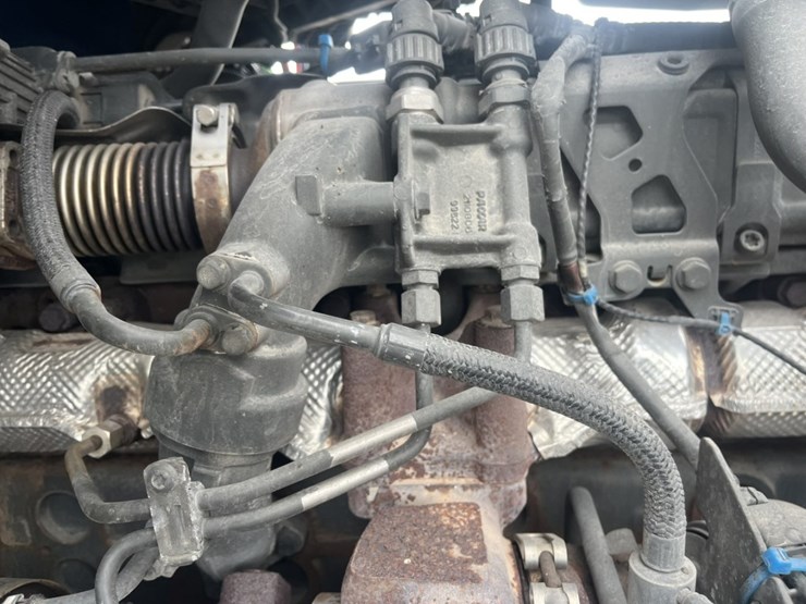 2020-kenworth-t680-image-39