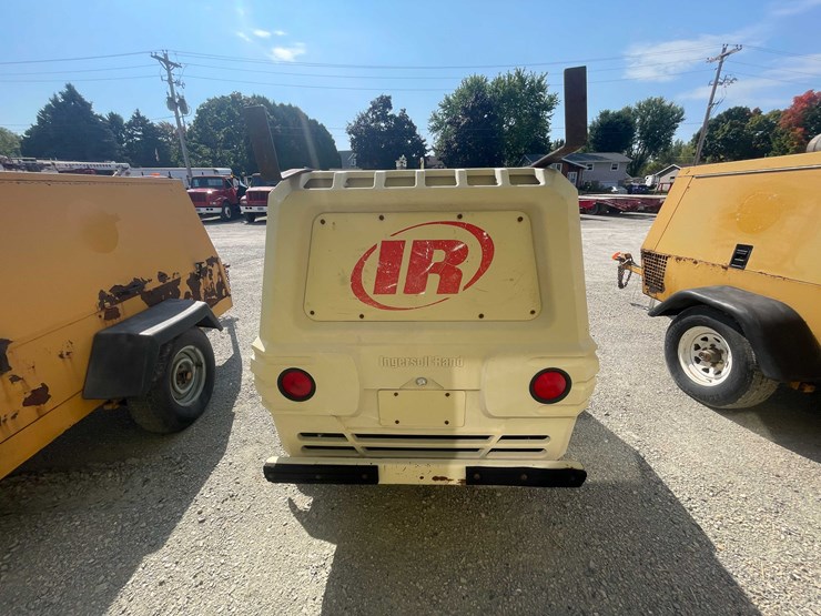 2002-ingersoll-rand-185-image-4
