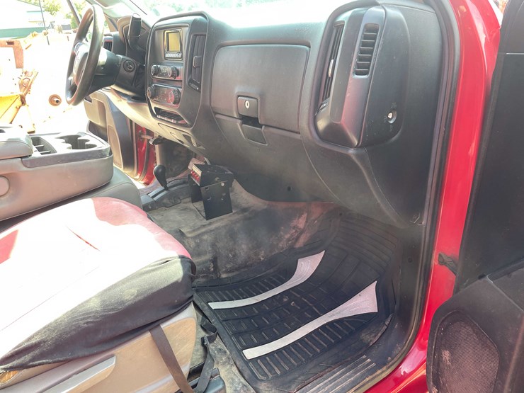 2015-gmc-sierra-2500hd-image-53