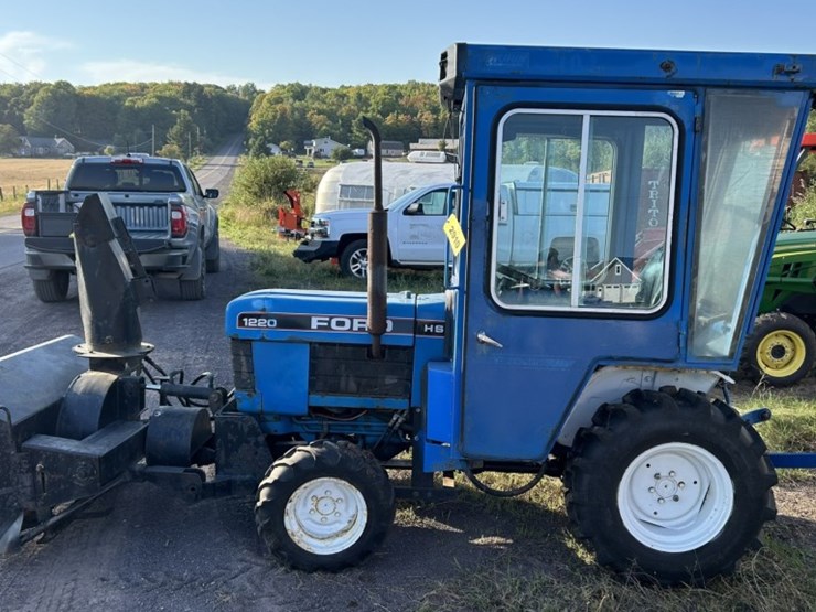 ford-1220-image-2