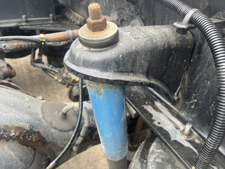 2020-kenworth-t680-image-39