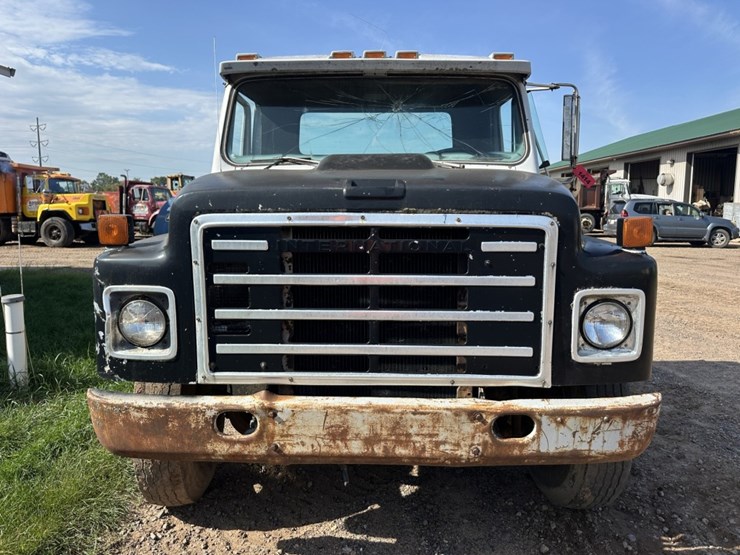 #1414-•-1986-international-1654-straight-truck-image-7