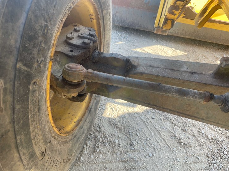 #13315-•-2003-lb110-backhoe-loader-image-12