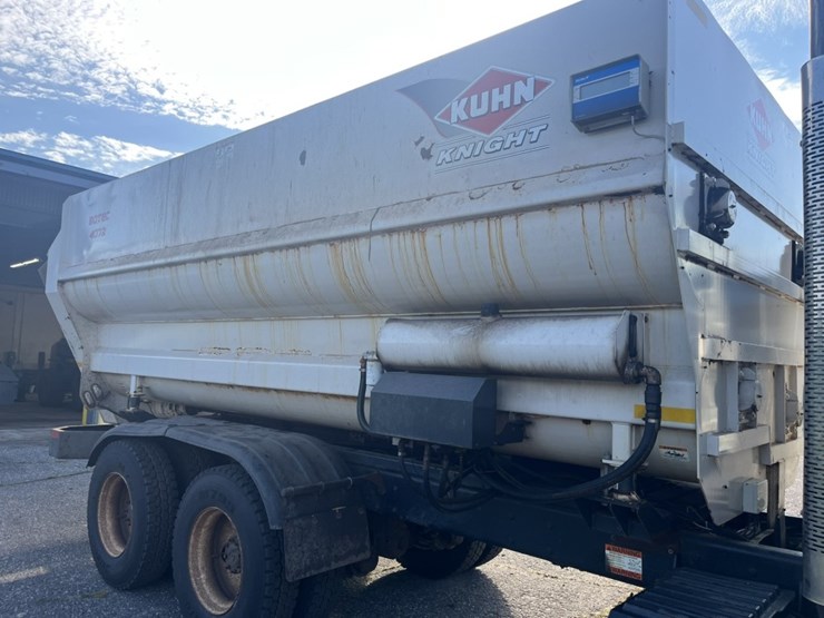 #1249-•-2011-navistar-7600-sba-6x4-2010-mixer-truck-image-58