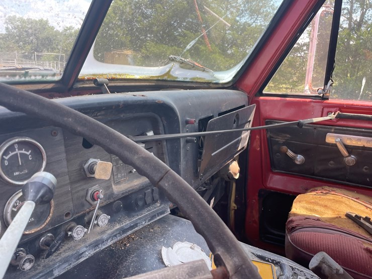 #24150-•-**inop-gmc-s/a-daycab-truck-tractor-th1906v584562-image-29