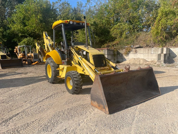 2002-new-holland-lb75b-image-3