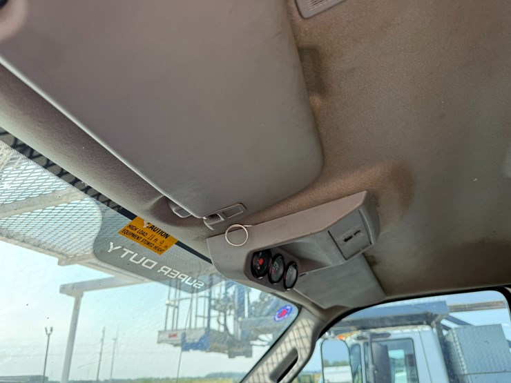 2012-ford-f750-image-106