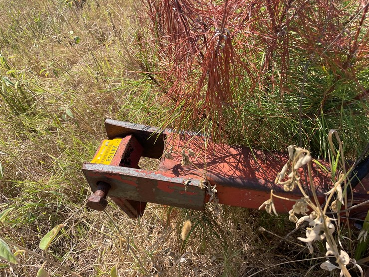 #24158-•-hula-mfg-levee-squeeze-w/seeder-image-16