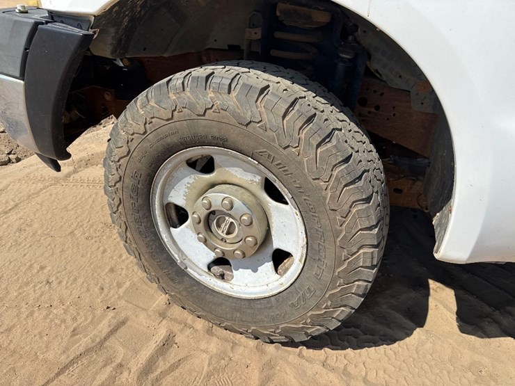 ford-f250-xl-image-10