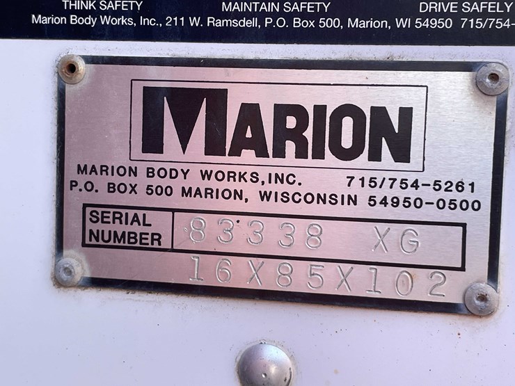 1989-ford-9000-image-41