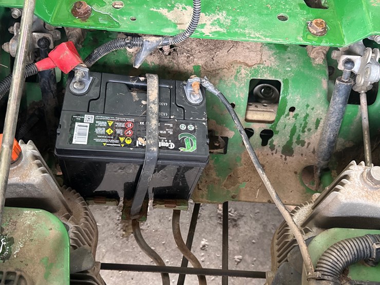 john-deere-z830a-image-26