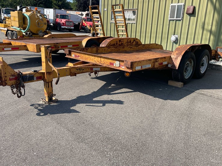 #13338-•-1991-butler-tilt-bed-trailer-(has-wi-title)-image-1