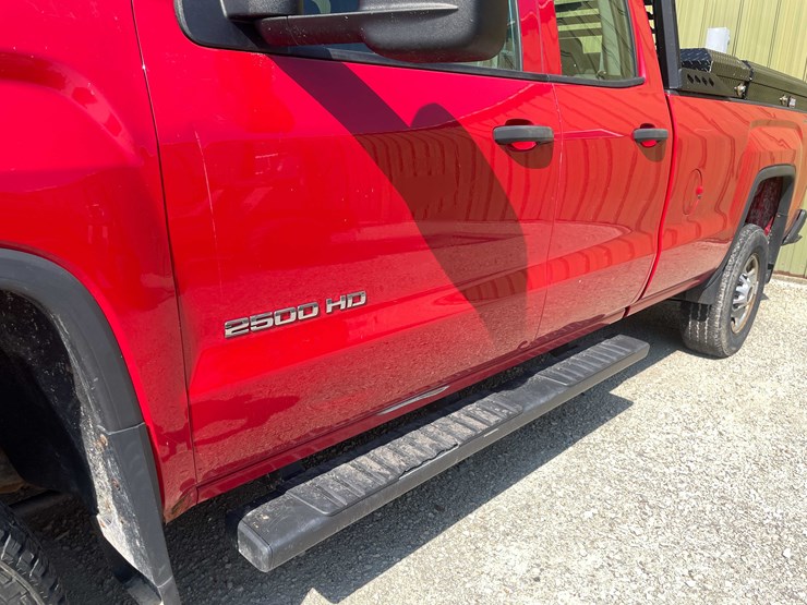 2015-gmc-sierra-2500hd-image-13