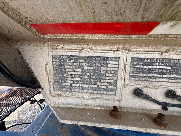 #9657-•-1996-weld-it-s/a-5400gal-fuel-trailer-1w9t23269tl010011-inv#:-9657-image-29