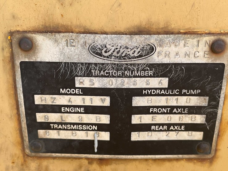 1981-ford-a66-image-40