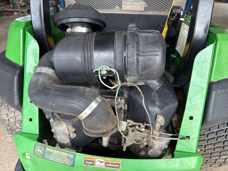 john-deere-z830a-image-8