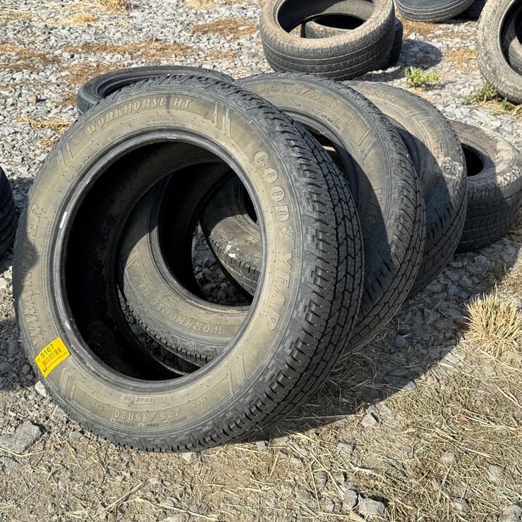 #5167 • Lot of (4) 275/55R20 Tires Inv# 5167