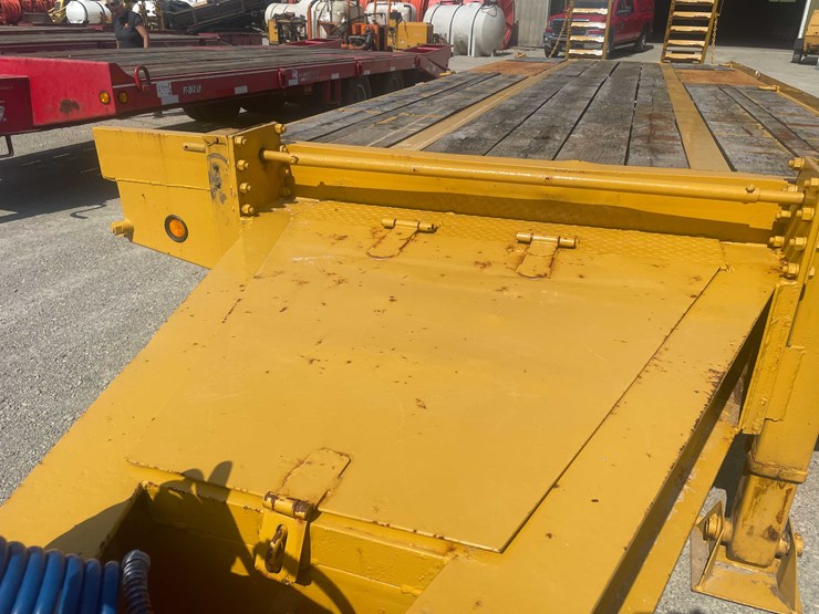 #13352-•-2001-kiefer-flatbed-trailer-(has-wi-title)-image-10