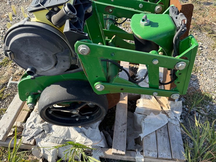 #9790-•-john-deere-twin-row-planter-unit-inv#:-9790-image-12