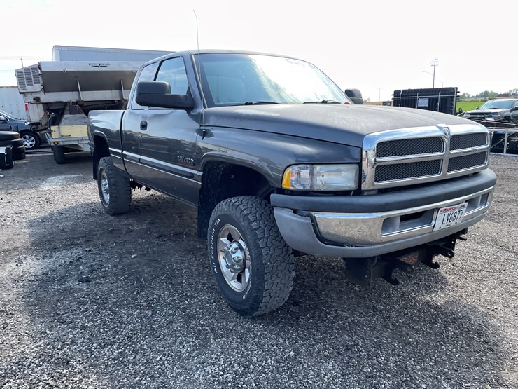 2002-dodge-ram-2500-image-3