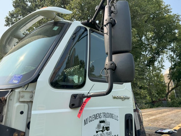 2014-international-workstar-7600-image-35