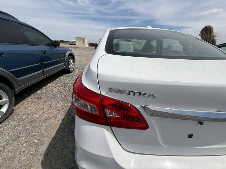 #3760-•-inop-2016-nissan-sentra-sedan-3n1ab7ap6gy243642-inv#:-3760-image-8