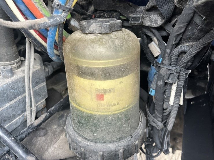 2020-kenworth-t680-image-21