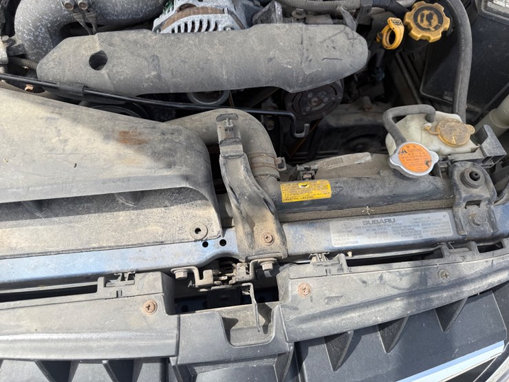 #7713-•-inop-2009-subaru-outback-suv-4s4bp61c897314656-inv#:-7713-image-49
