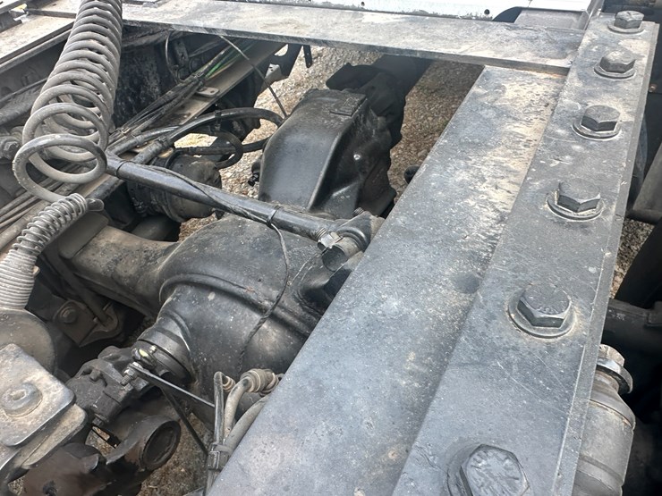 2018-western-star-5700-image-21