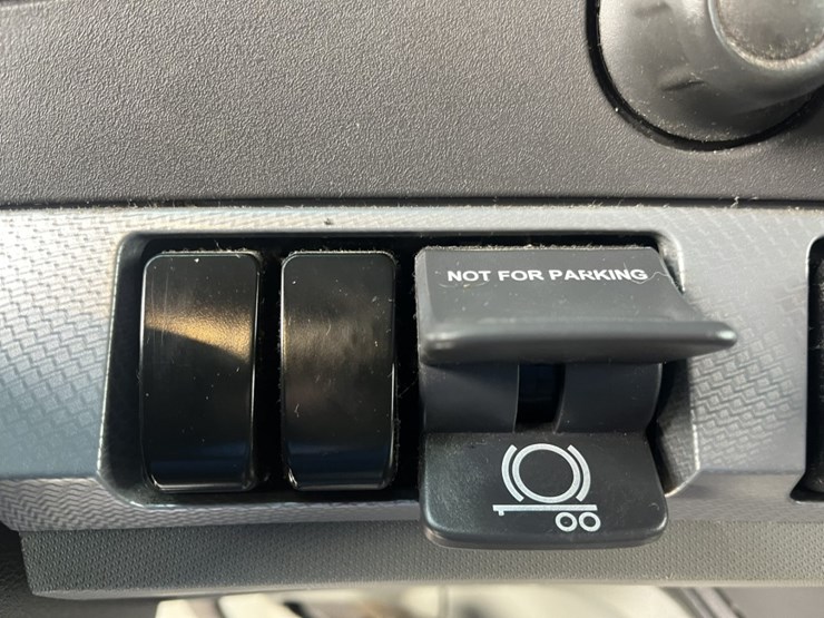 2020-kenworth-t680-image-123