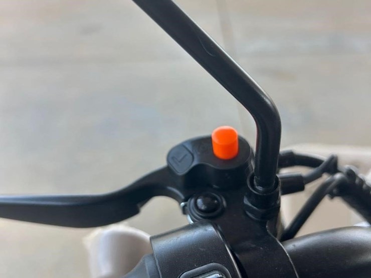 2025-irgc40-3-wheeled-mini-golf-cart-1033-image-11