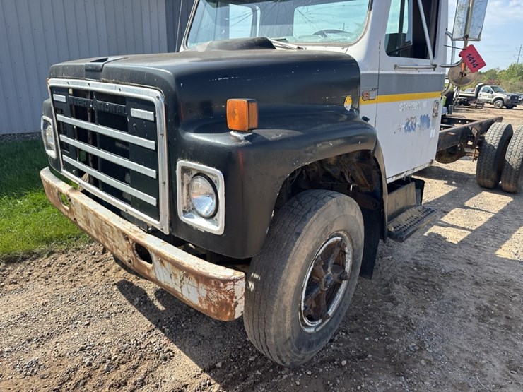 #1414-•-1986-international-1654-straight-truck-image-8