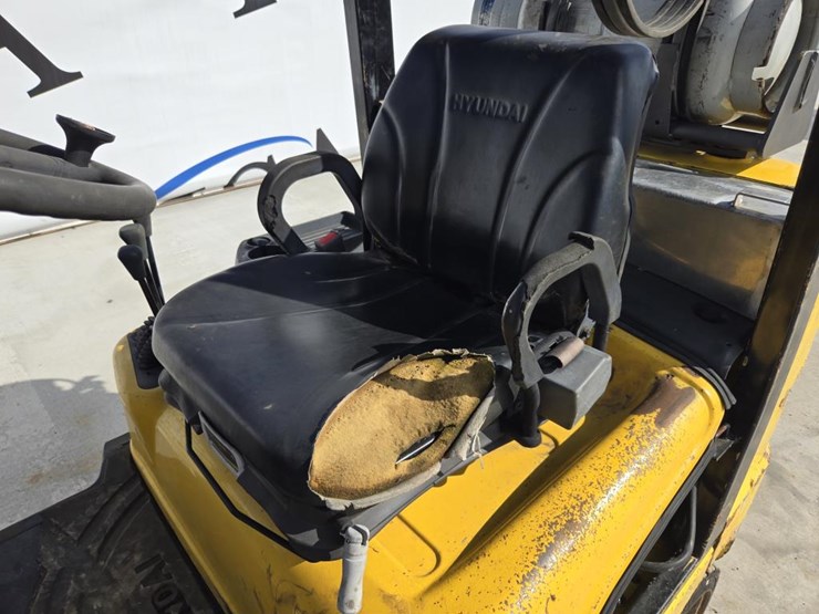 hyundai-25lc-7m-image-31
