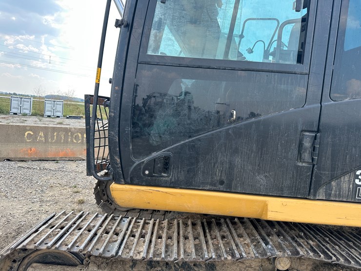 caterpillar-311fl-image-24