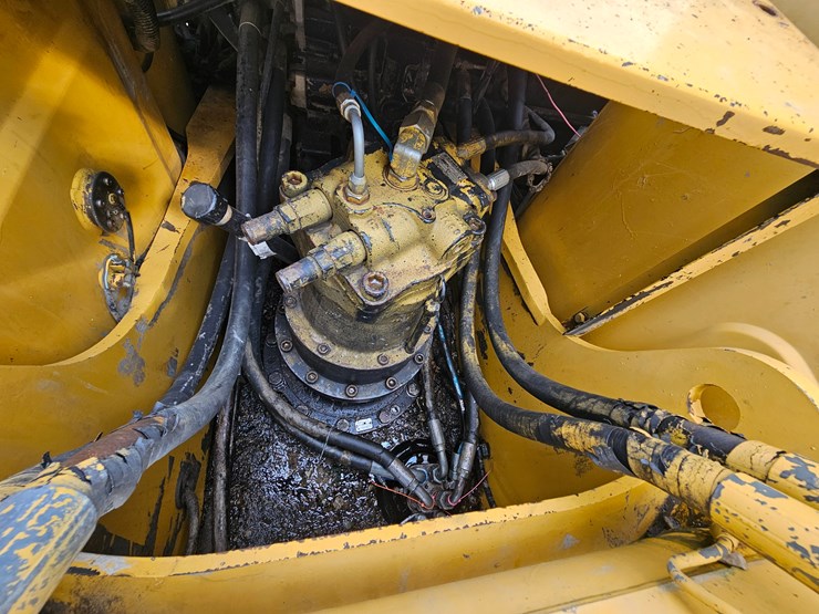 2000-deere-160-lc-image-31