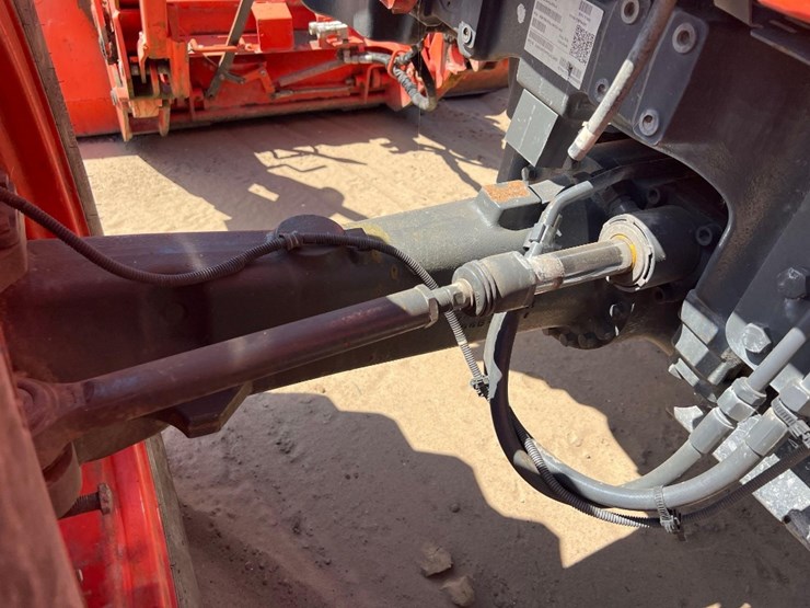kubota-m7-152-image-14