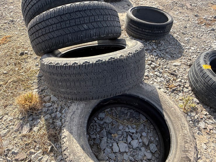 #5167-•-lot-of-(4)-275/55r20-tires-inv#-5167-image-7