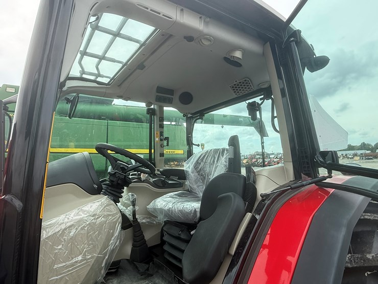2022-massey-ferguson-4710-image-52