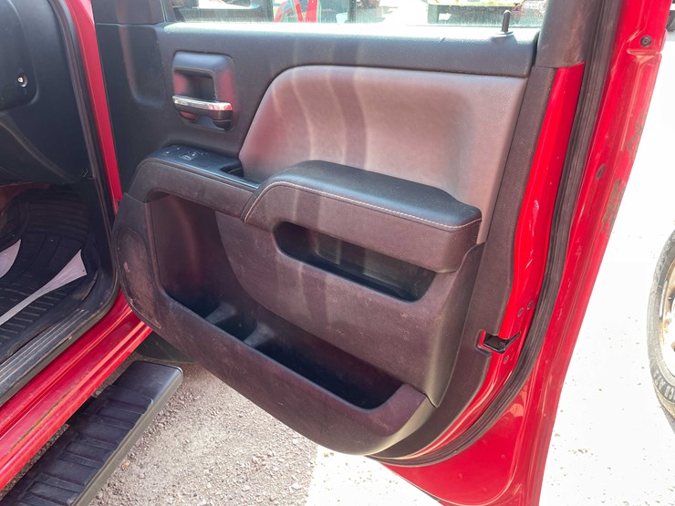 2015-gmc-sierra-2500hd-image-49