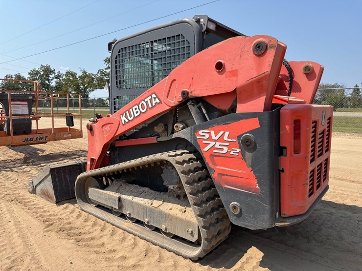 2017-kubota-svl75-2-image-8
