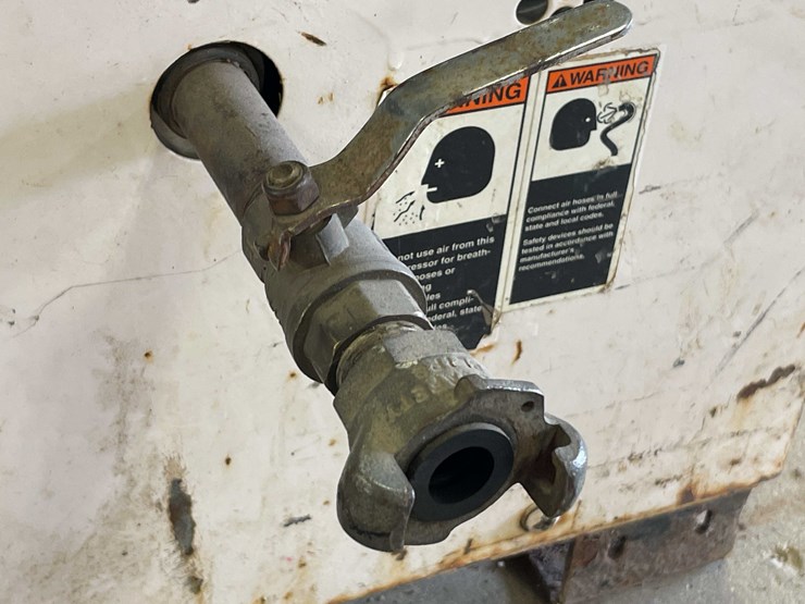 #13374-•-2002-vanair-viper-70-air-compressor-image-11