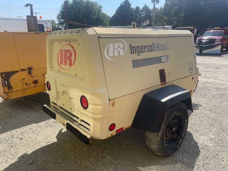 2002-ingersoll-rand-185-image-5