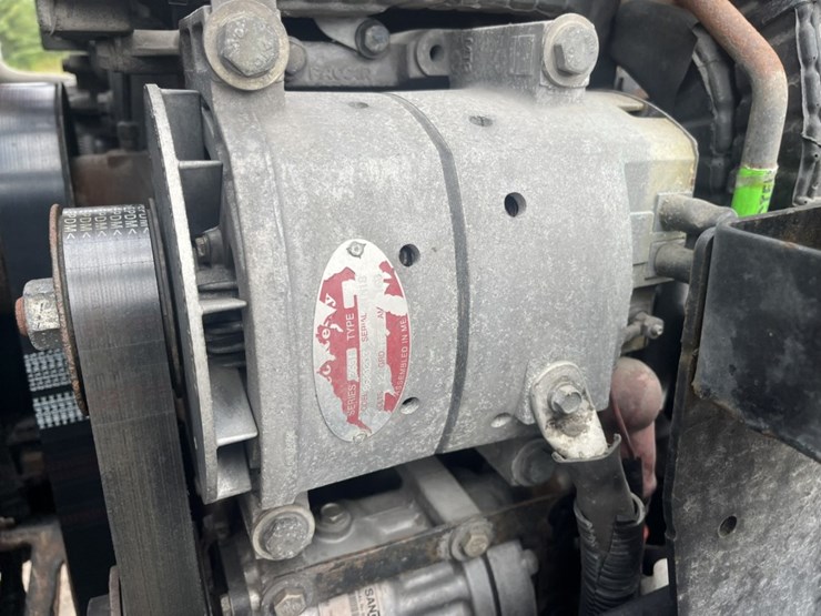2020-kenworth-t680-image-25